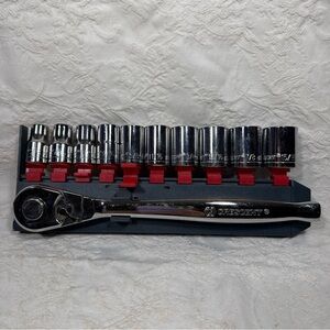 Crescent Crestoloy Ratchet & 10 Socket Set 1/2” Drive Alloy Steel 3/8” - 15/16”